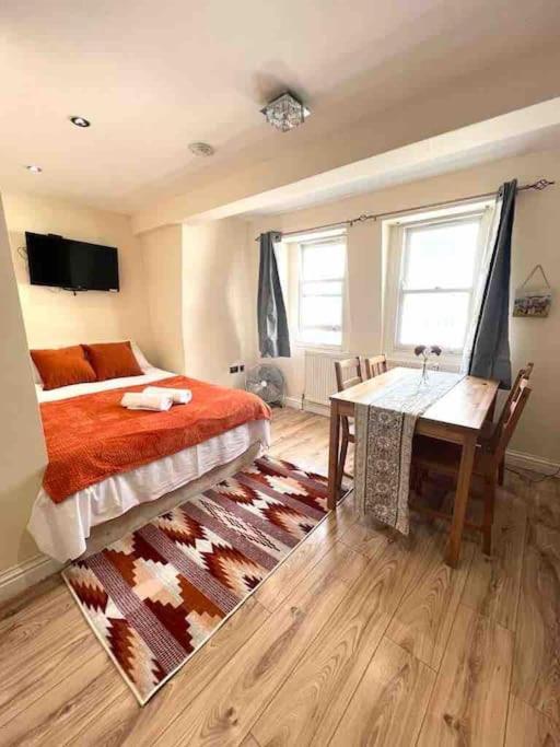 Cosy One Bedroom Flat In Central Londra Esterno foto